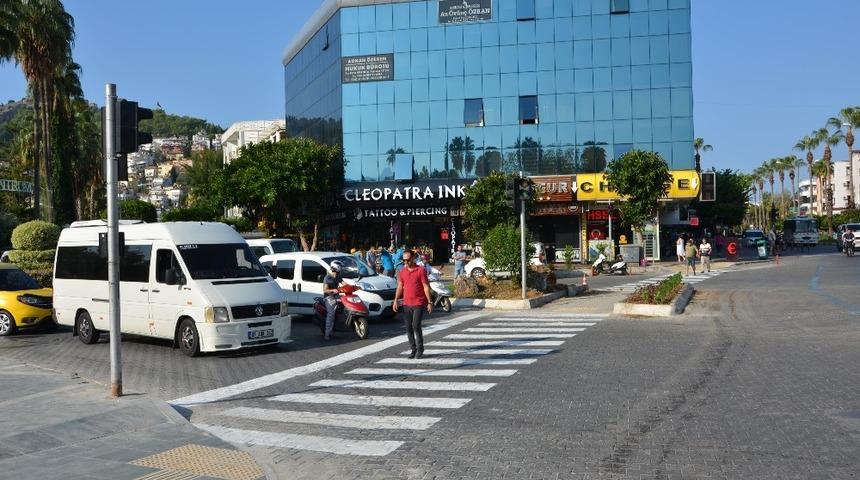 B&uuml;y&uuml;kşehir&rsquo;den Alanya&rsquo;da Mola Kavşağı&rsquo;na d&uuml;zenleme