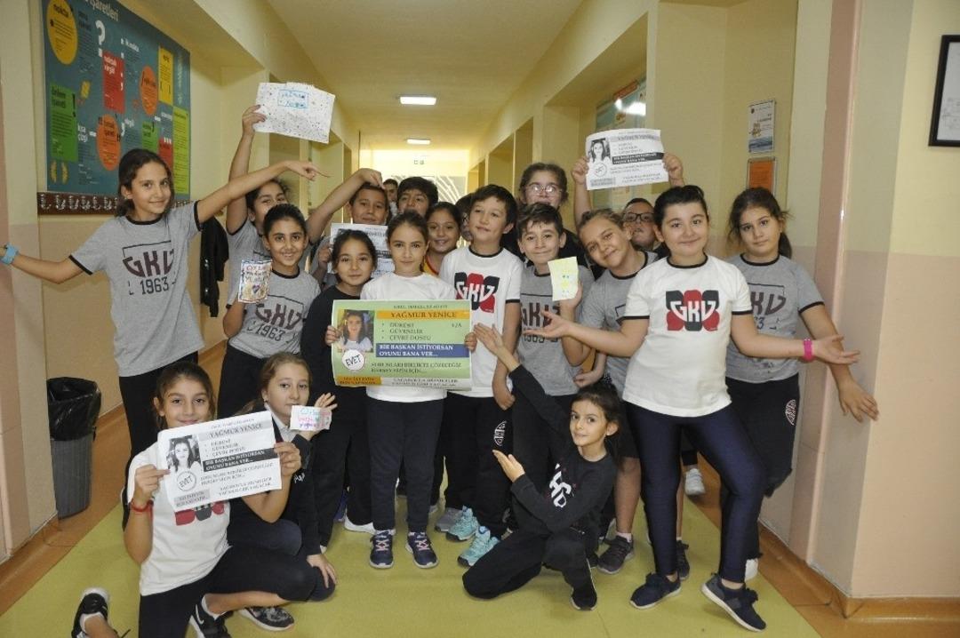 Gaziantep Kolej Vakfı&rsquo;nda se&ccedil;im heyecanı