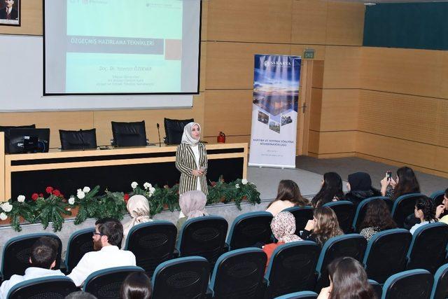 Özgeçmiş hazırlama teknikleri SAÜ’de konuşuldu