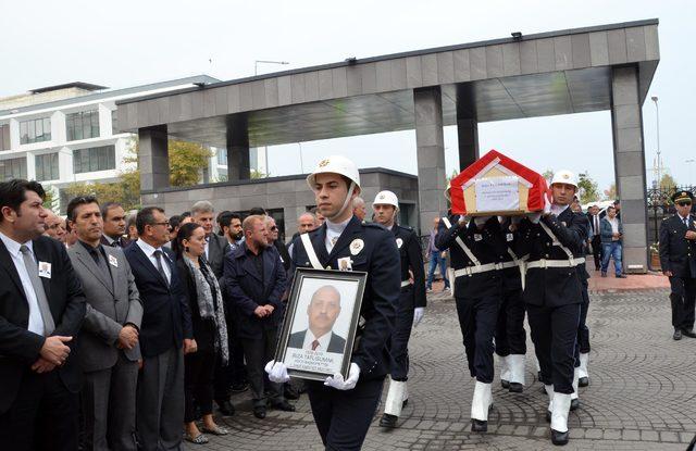 Kalp krizinden yaşamını yitiren polis başmüfettişi toprağa verildi