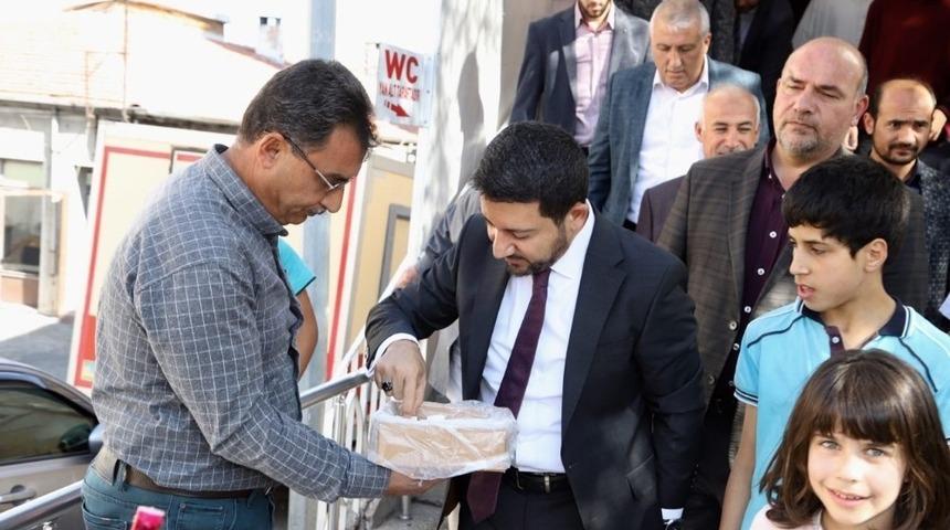 Rasim Arı, &ldquo;T&uuml;rk milleti tek y&uuml;rek ordusunun ve kahraman Mehmet&ccedil;iğinin yanındadır&rdquo;