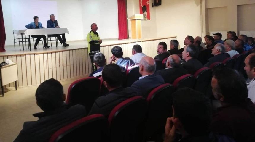 Taşımalı hizmet veren şof&ouml;rlere seminer