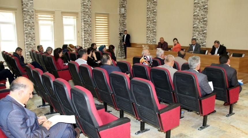 Edremit Belediye Meclisinden sahil işgaline son verilmesi kararı