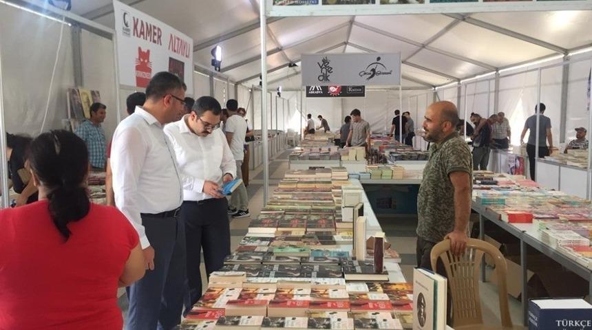 Ceyhan Belediyesi 1. Kitap Fuarı yarın a&ccedil;ılıyor