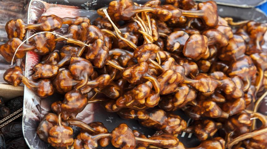 Cevizli sucuk yapımı, cevizli sucuk kalori oranı nedir?