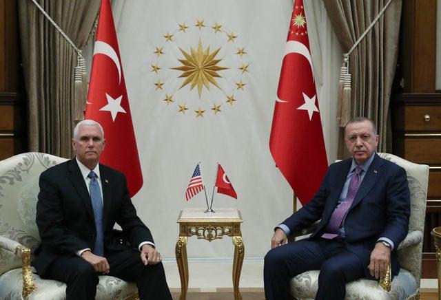 Erdoğan, ABD Başkan Yardımcısı Pence ile bir araya geldi