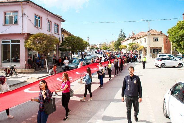 Yunak’ta Barış Pınarı Herakatı’na destek