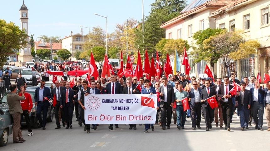 Yunak&rsquo;ta Barış Pınarı Herakatı&rsquo;na destek