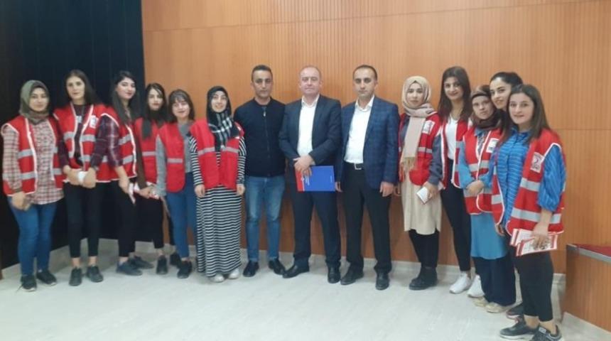 Hakkari&rsquo;de &lsquo;k&ouml;k h&uuml;cre&rsquo; semineri