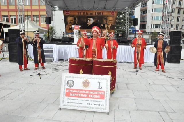 Afyonkarahisar İmam Hatip ailesi buluştu