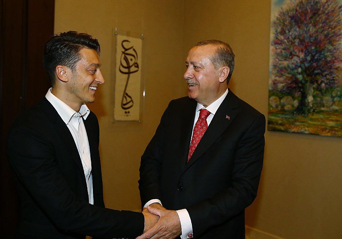 Mesut'tan flaş Erdoğan a&ccedil;ıklaması!