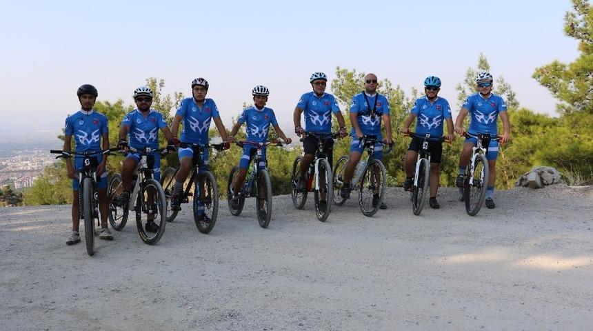Dağ bisiklet&ccedil;ileri Yunusemre&rsquo;de buluşuyor