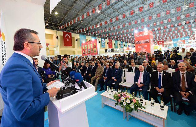 Anadolu'nun en büyük kitap fuarı Kahramanmaraş'ta açıldı
