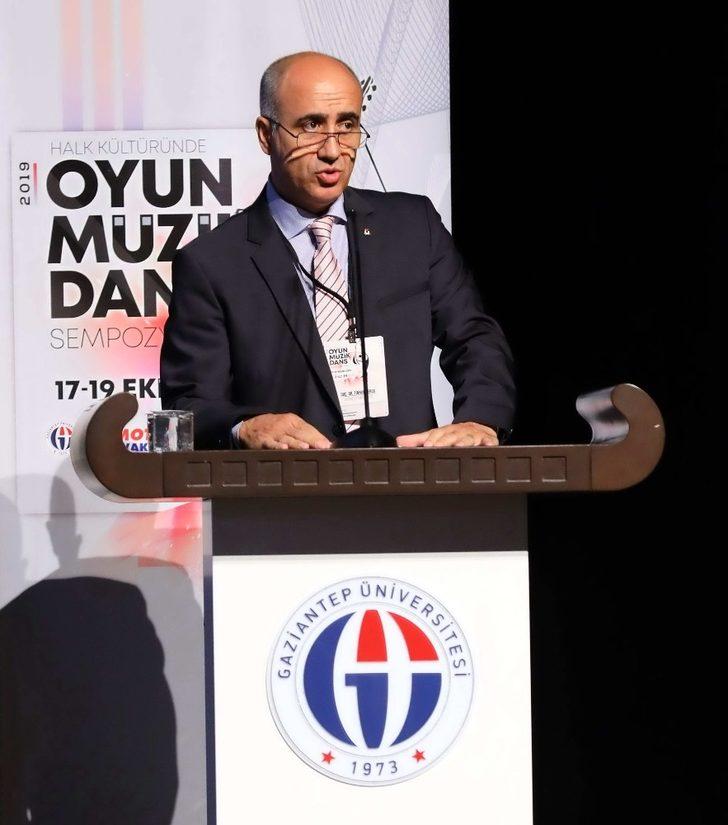 GAÜN’de Halk Kültüründe Oyun Müzik Dans Sempozyumu G5