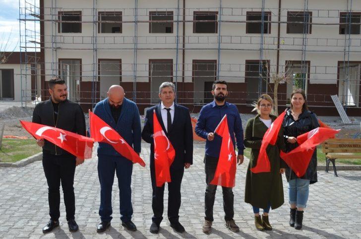 Bünyan Meslek Yüksekokulu Akademisyen ve Öğrencilerinden Barış Pınarı Harekâtına Destek G2
