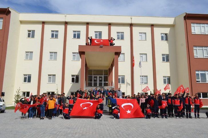 Bünyan Meslek Yüksekokulu Akademisyen ve Öğrencilerinden Barış Pınarı Harekâtına Destek G4