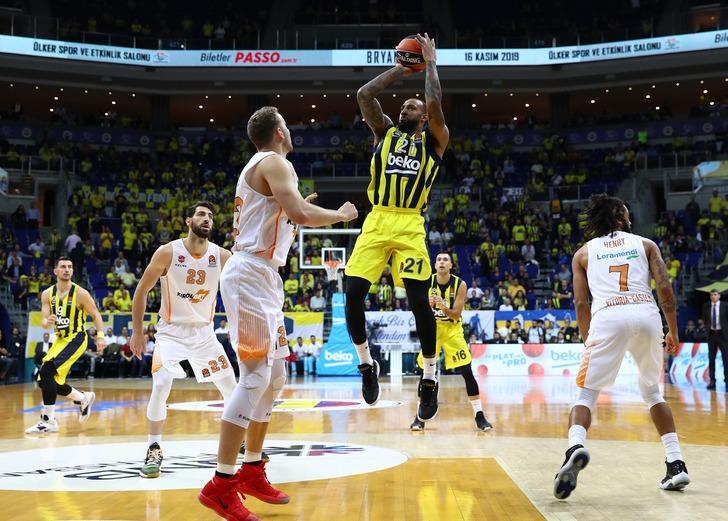 Fenerbahçeli Nando De Colo'dan kariyer sayı rekoru G5