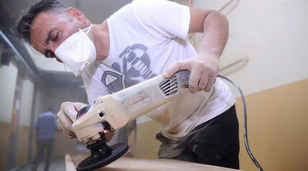 Takdirlik hareket! &Ouml;ğrencileri i&ccedil;in kolları sıvadı