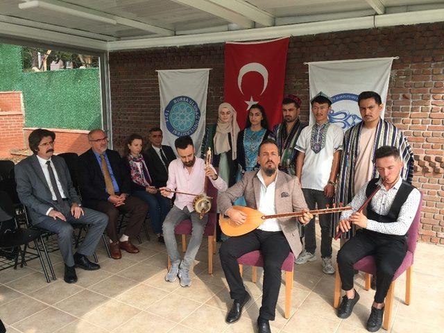 (ÖZEL) Türk Cumhuriyetlerinden Mehmetçik’e Barış Pınarı Destanı Türküsü