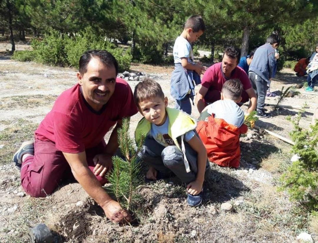 K&uuml;tahya&rsquo;da fidan dikim etkinliği