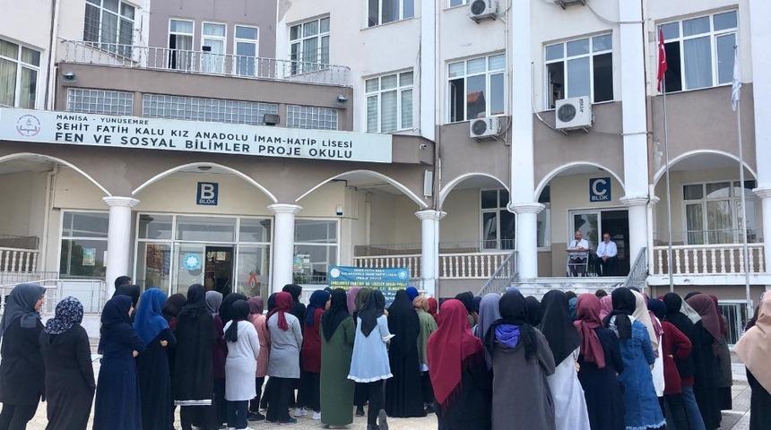 Mehmet&ccedil;iğe Manisa&rsquo;dan manevi destek