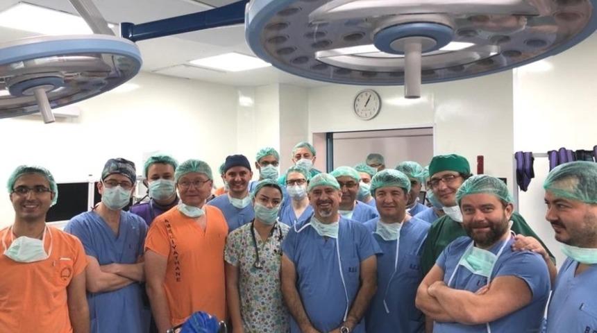 BE&Uuml;&rsquo;de  Retrograd İntrarenal cerrahi kursu ger&ccedil;ekleştirildi