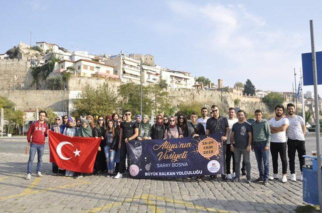 Gençler Yunanistan’da