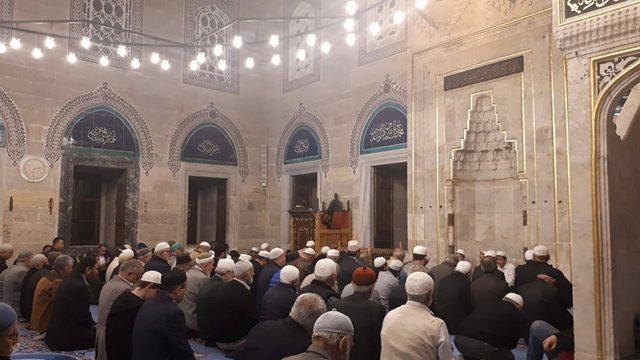 Hatimler Mehmetçik için dualandı