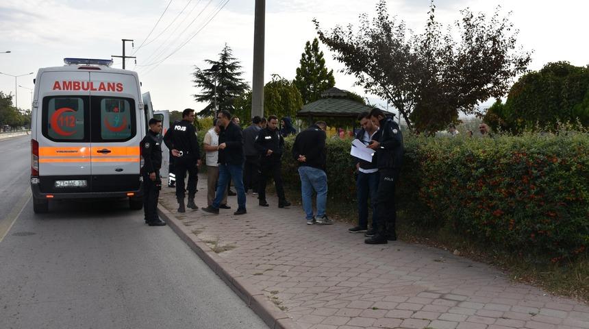 Parkta tabancayla vurulmuş cesedi bulundu