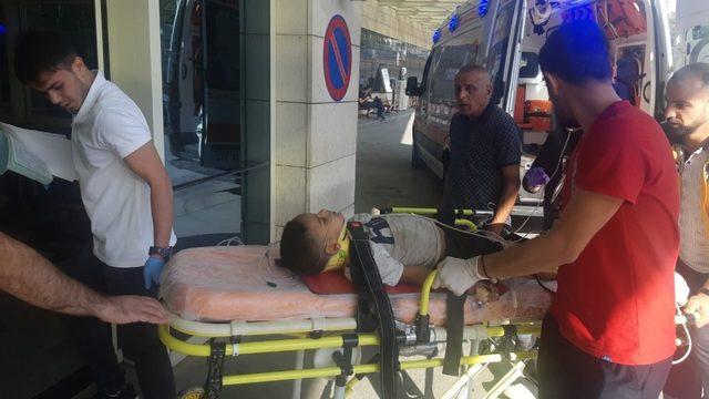 Siirt’te otomobilin çarptığı 5 yaşındaki çocuk ağır yaralandı