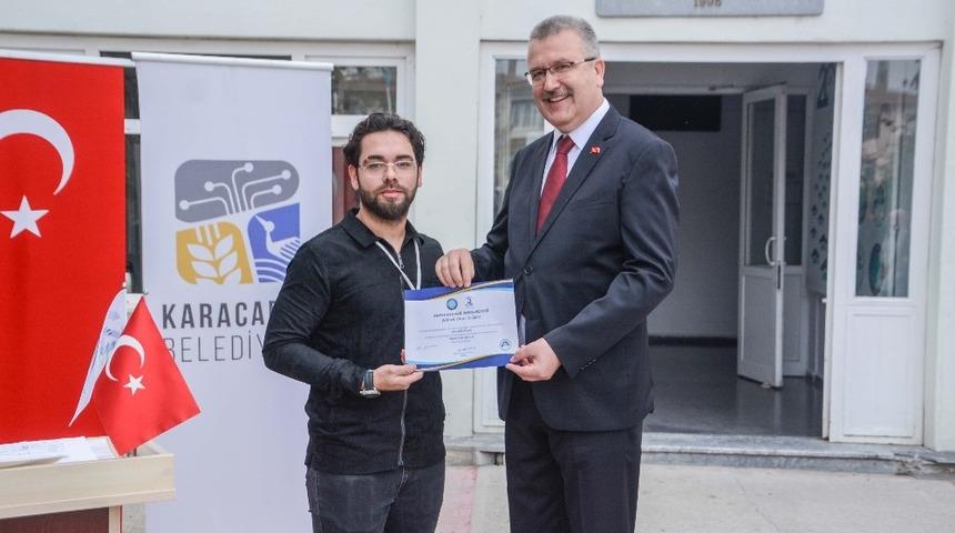 Başkan &Ouml;zkan, &uuml;niversite &ouml;ğrencilerine Karacabey&rsquo;in değerlerini anlattı