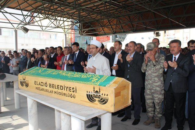 Tren kazasında hayatını kaybeden Rektör Demirdağ’ın babası son yolculuğuna uğurlandı