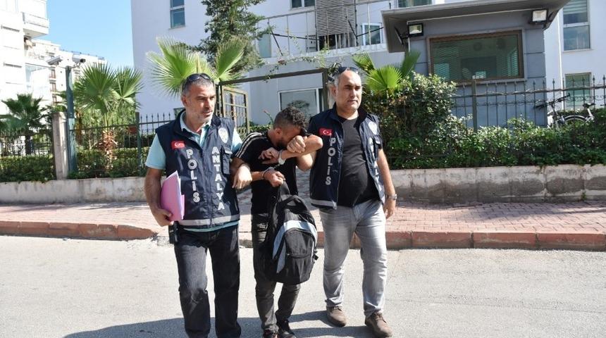 Yaşlı adama tuvalette kabusu yaşatmıştı! 3 gün kaçabildi