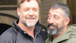 Russell Crowe’dan Cem Yılmaz’a sürpriz mesaj