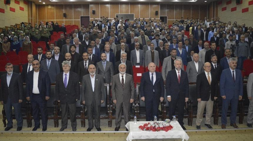 Ağrı’da ‘Cami ve Hayat’ konulu panel düzenlendi