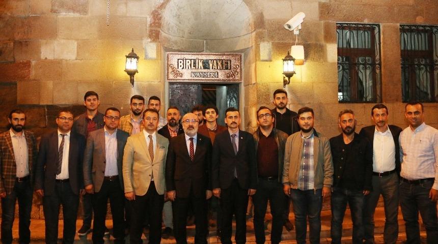 KAY&Uuml; Rekt&ouml;r&uuml; Prof. Dr. Kurtuluş Karamustafa, Gen&ccedil; Birlik Vakfı&rsquo;nın Ekim Ayı Dost Meclisi Konuğu Oldu