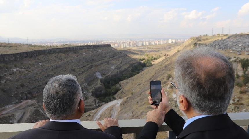 Başkan B&uuml;y&uuml;kkılı&ccedil; Derevenk Viyad&uuml;ğ&uuml;&rsquo;nde