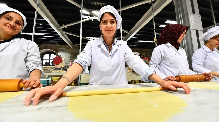 Torbalı Belediyesi, ilçede işsizliğe savaş açtı