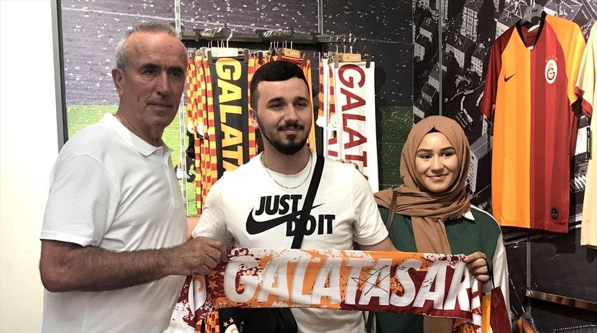 Zoran Simovic, Galatasaraylı taraftarlarla buluştu