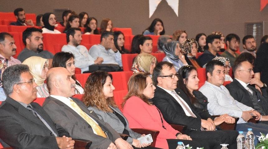 T&Uuml;BİTAK Proje Uygulamaları eğitim toplantısı yapıldı