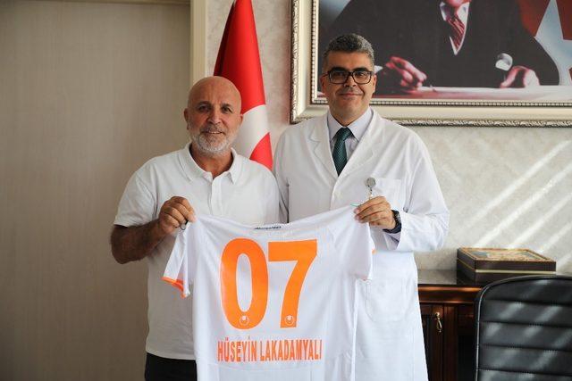 Alanyaspor’dan Lakadamyalı’ya ’hayırlı olsun’ ziyareti