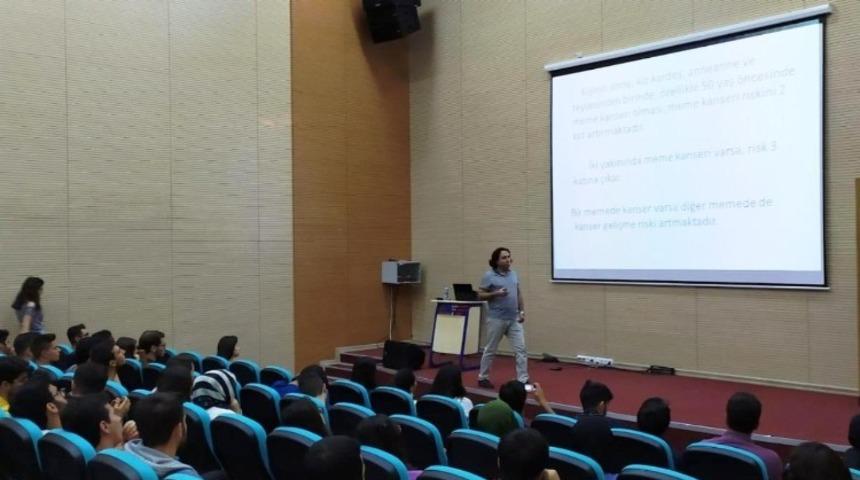 Tıp fakültesi öğrencilerine “Meme Kanseri” konulu konferans