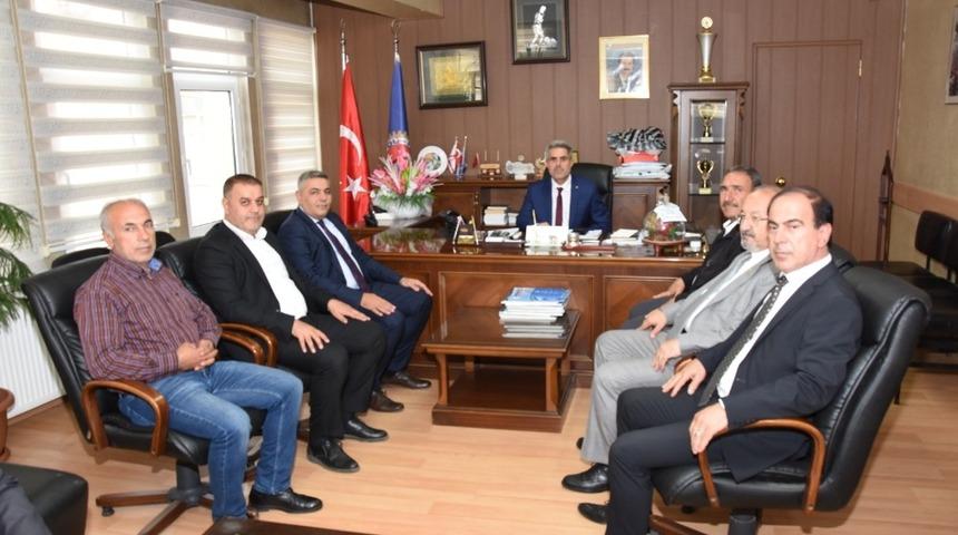 MTSO Başkanı Sadıkoğlu, T&uuml;rk İş Malatya Temsilcisi  Hikmet Kazgan&rsquo;a ziyaret