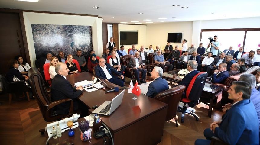 Başkan Zolan muhtarlarla bir araya geldi