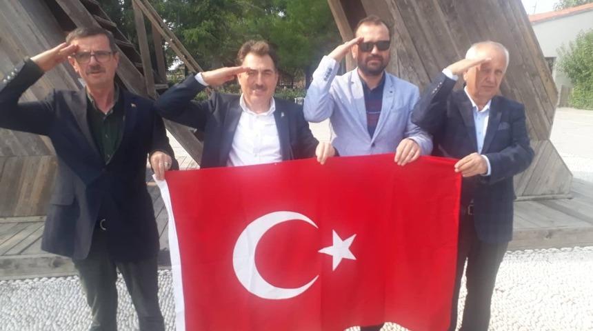 Başkan &Ouml;l&ccedil;ek&rsquo;ten Mehmet&ccedil;iğe asker selamı