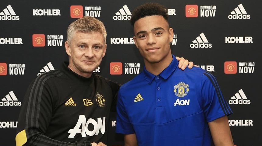 Manchester United Mason Greenwood'un s&ouml;zleşmesini 2023'e kadar uzattı