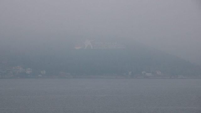 Çanakkale Boğazı, sis nedeniyle transit gemi geçişlerine kapatıldı