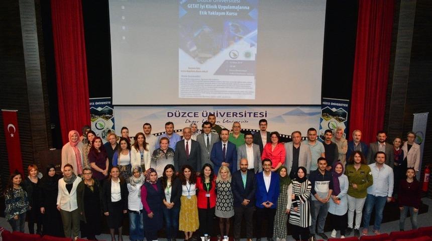 D&Uuml;zce &Uuml;niversitesi GETAT alanında ciddi marka