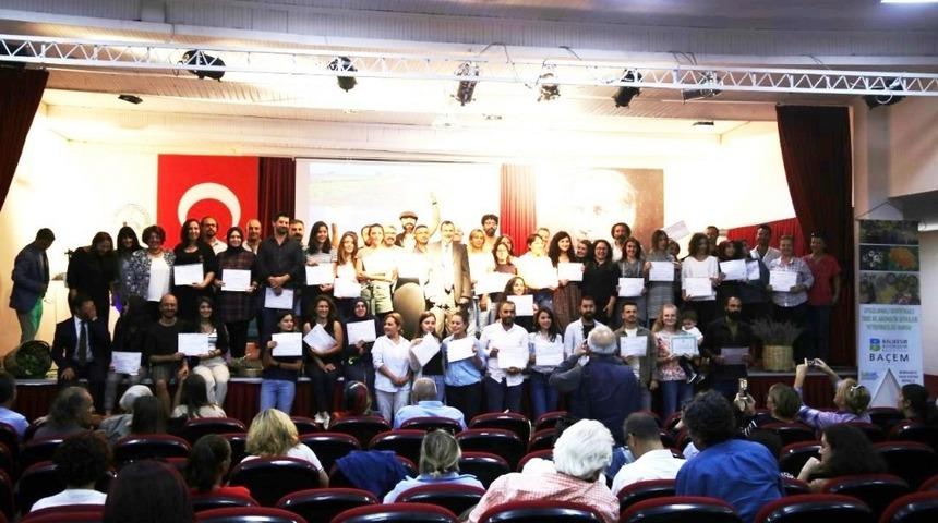 Balıkesir&rsquo;de 85 kişiye tıbbi ve aromatik bitki yetiştiriciliği belgesi verildi