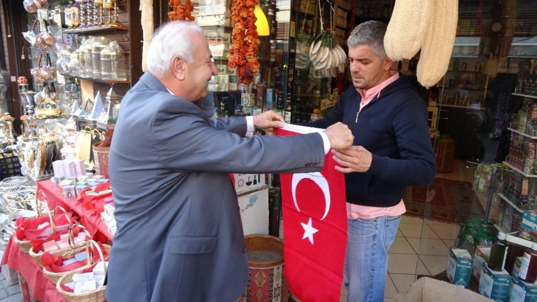 Bursa Kent Konseyi&rsquo;nden Barış Pınarı Harekatı&rsquo;na bayraklı destek